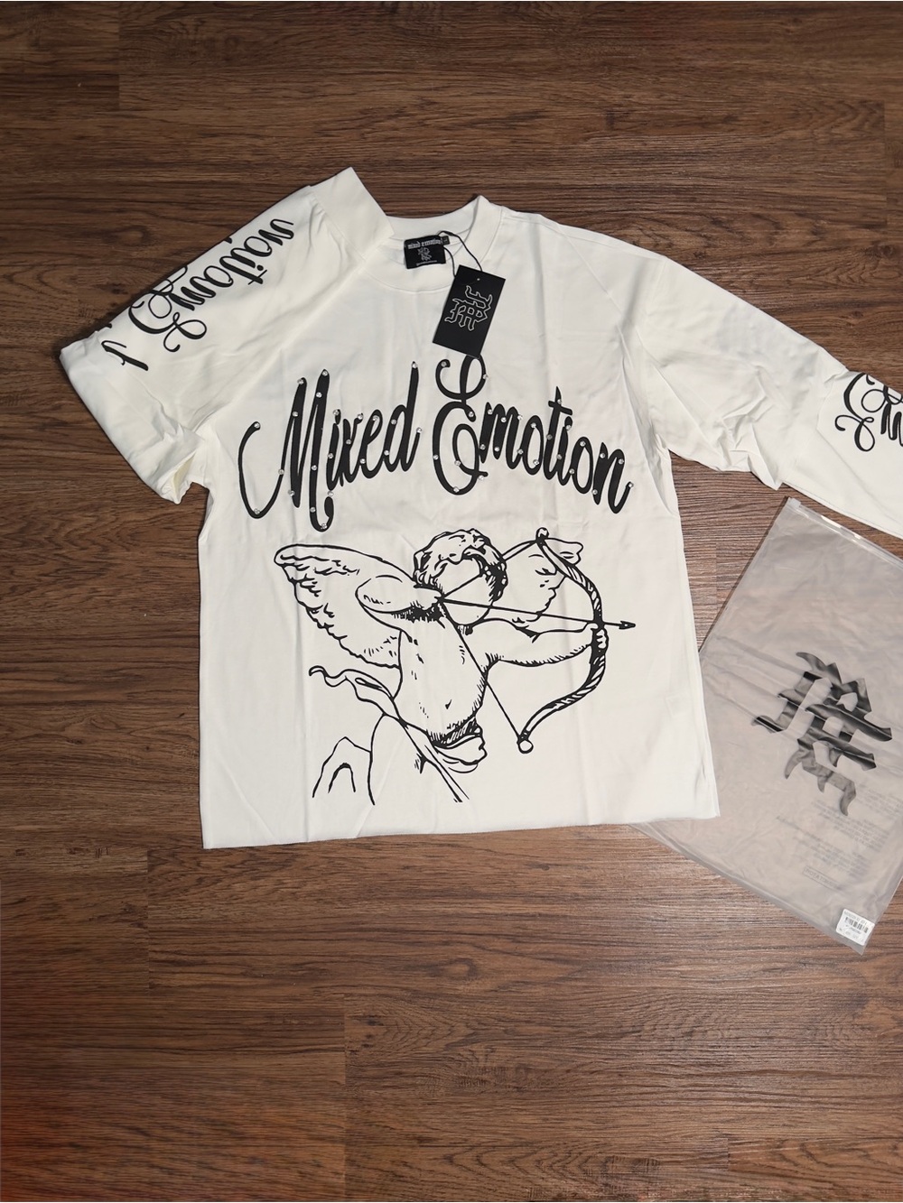 Mixed Emotion White Graphic Long-Sleeve Shirt